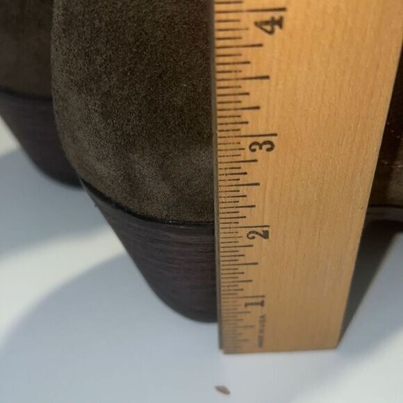 Earth Origins Oakland Odel Olive Green Side Zip Slip On Suede Booties Sz 7 NWOB - Picture 14 of 15